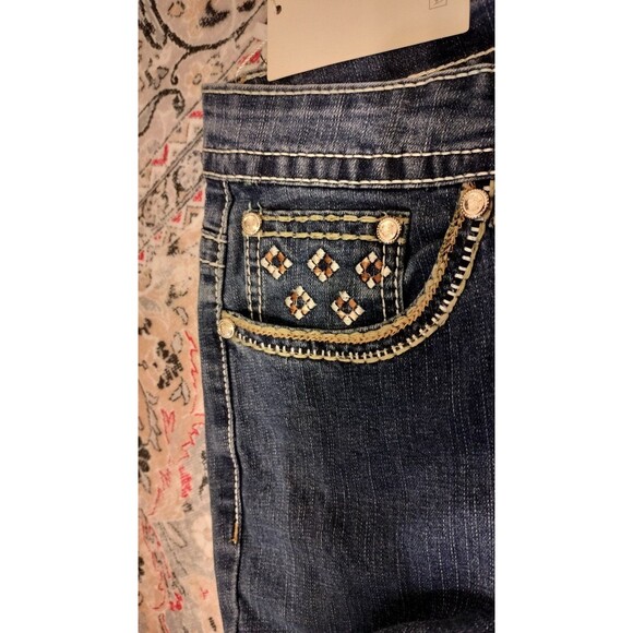 NWT! Meet Me Medium Blue Bootcut Jean w/Brown Embroidered Pockets. Size 15 - Picture 6 of 8